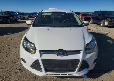 2014 Ford Focus Se z USA, uszkodzony, nr VIN 1FADP3K26EL302367